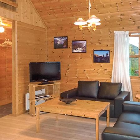 Amazing Home In Vallavik With House Sea View Vangsbygd Luaran gambar