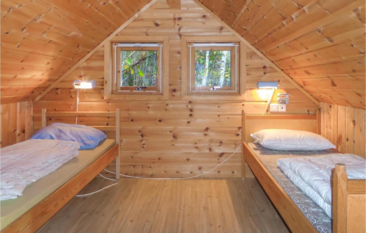 Amazing Home In Vallavik With House Sea View Vangsbygd Luaran gambar