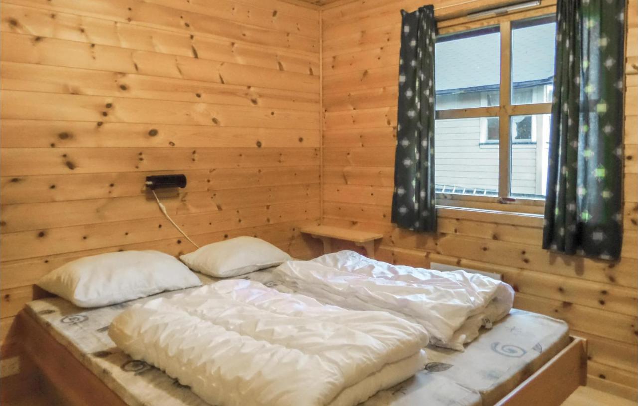 Amazing Home In Vallavik With House Sea View Vangsbygd Luaran gambar
